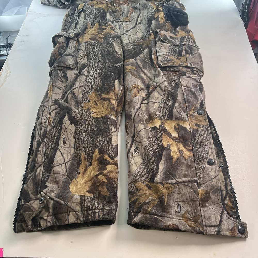 Cabelas Herters Men's Size M Coveralls Realtree Camo Insulated Hunting Jumpsuit - Picture 2 of 16